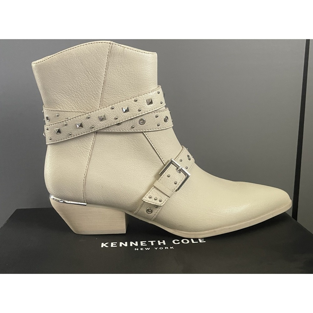 Kenneth Cole Boots Womens Size 8 White Leather Cheyenne Stud Western Ankle
